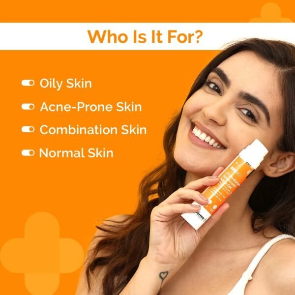 Derma Co Hyaluronic Sunscreen Aqua Gel SPF 50 | Hydrating, Lightweight Protection - Image 3